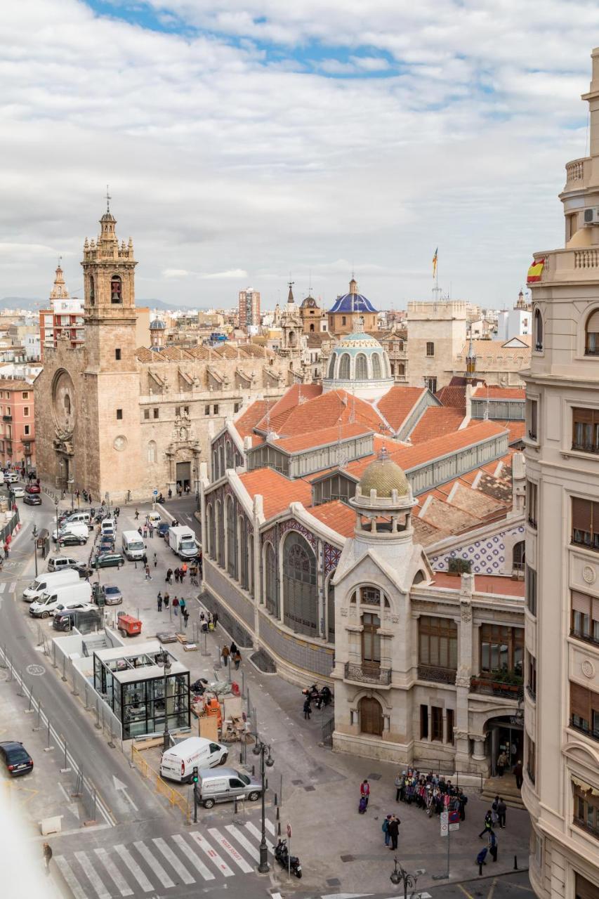 Mercado Central Rooms & Breakfast Valencia Bagian luar foto